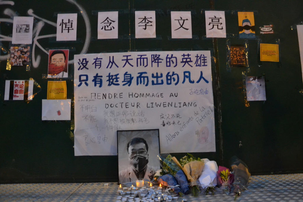 旅法中国人悼念李文亮 呼吁言论自由