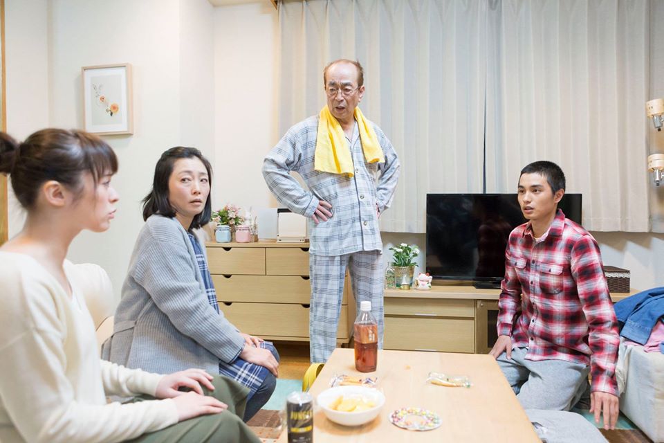 日本喜剧泰斗志村健患COVID-19离世