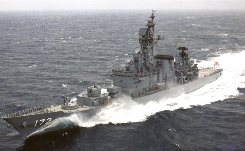 日本一艘军舰与中国一艘渔船30日在东海相撞，事故正在调查中。据大陆媒体报导，肇事军舰为日本海上自卫队岛风号驱逐舰。