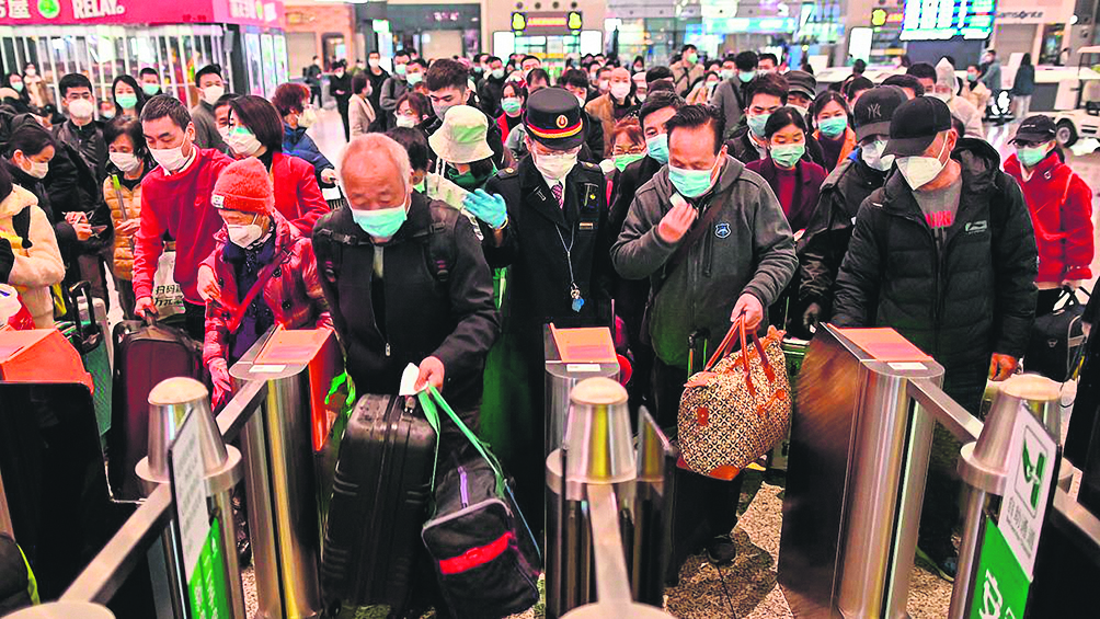 武汉解封 上海处在“危险”中