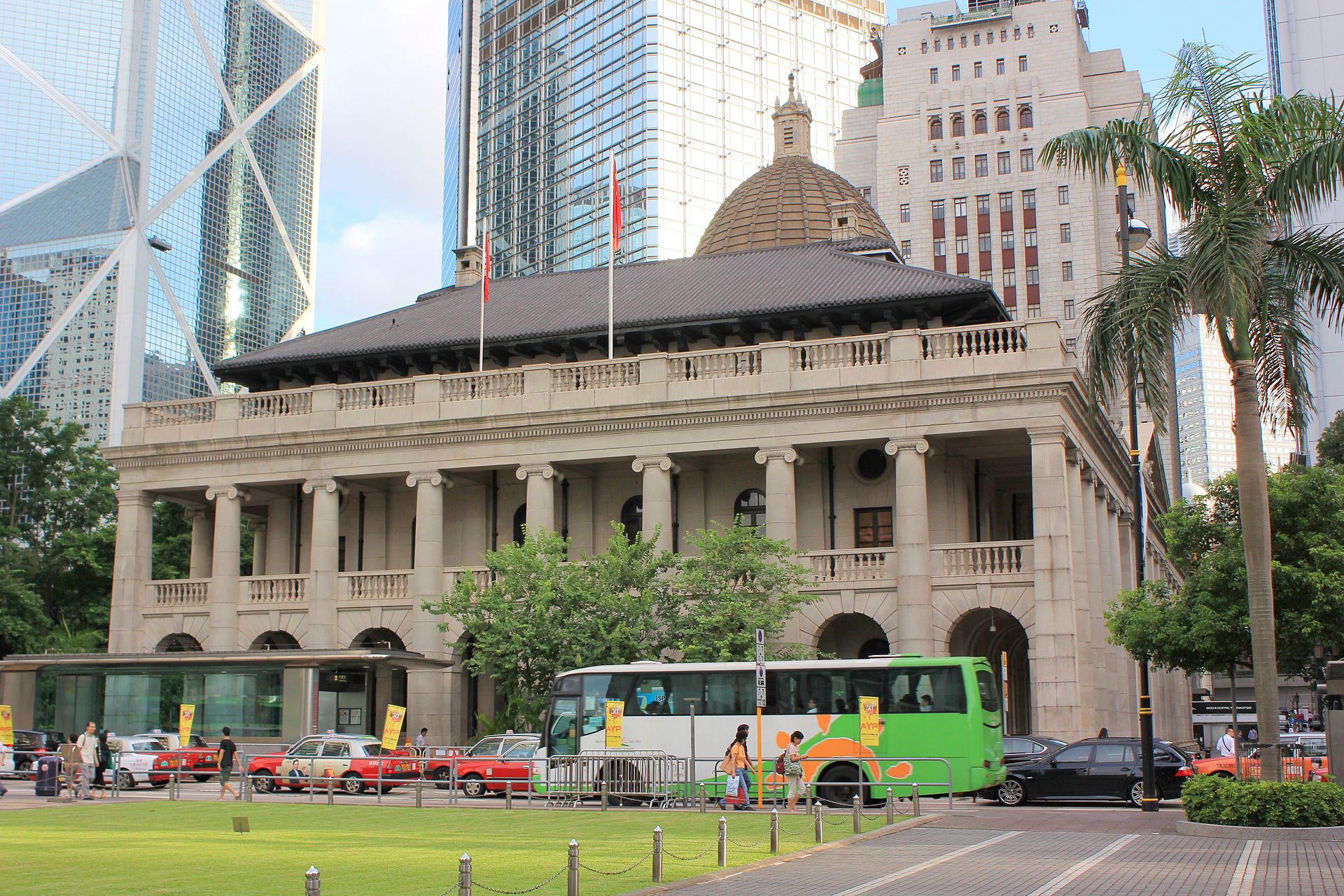 香港特别行政区终审法院（图片来源：Wikimedia Commons，Craddocktm， CC-BY-SA-3.0）