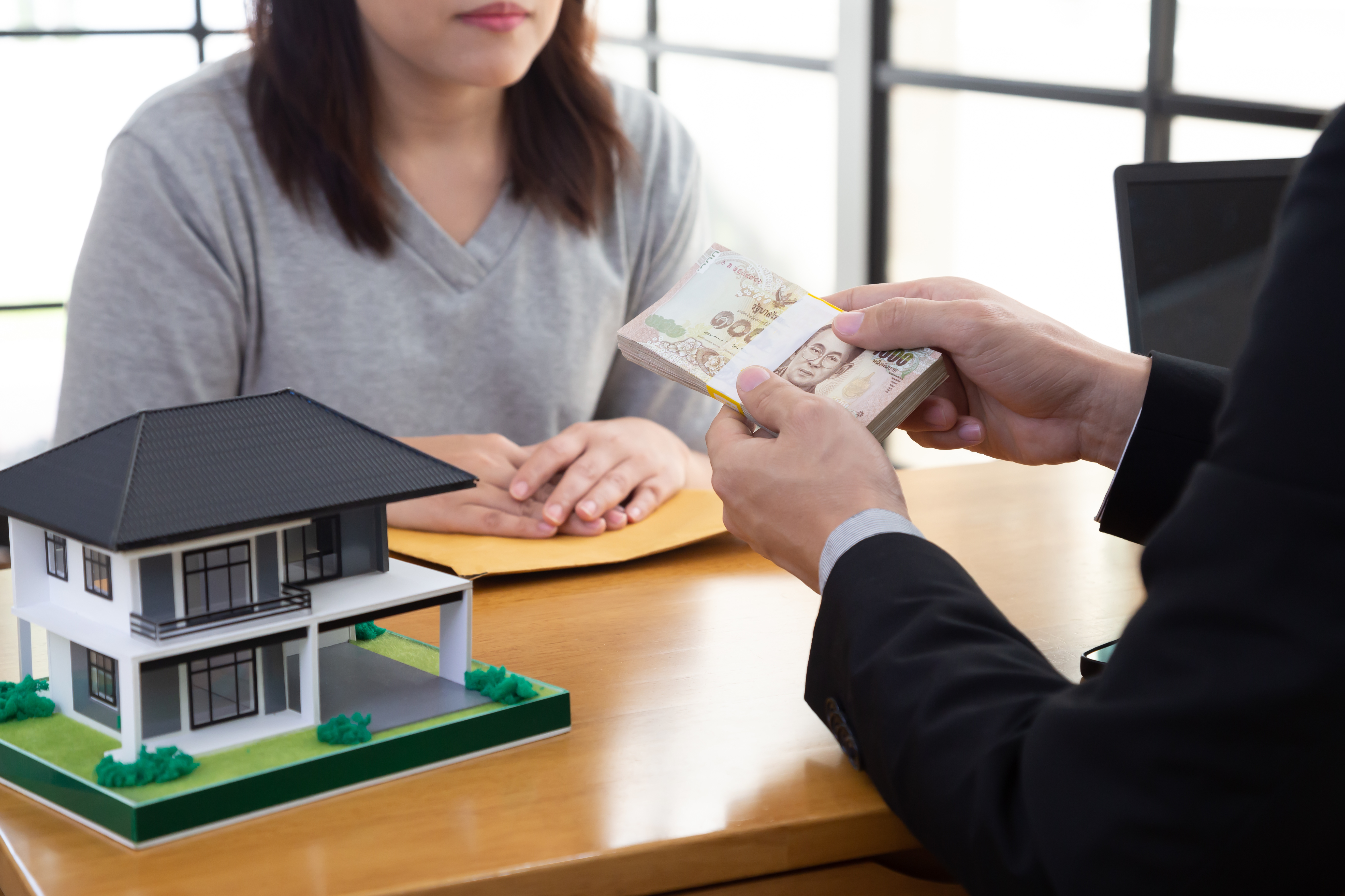 银行应延长还款宽限期