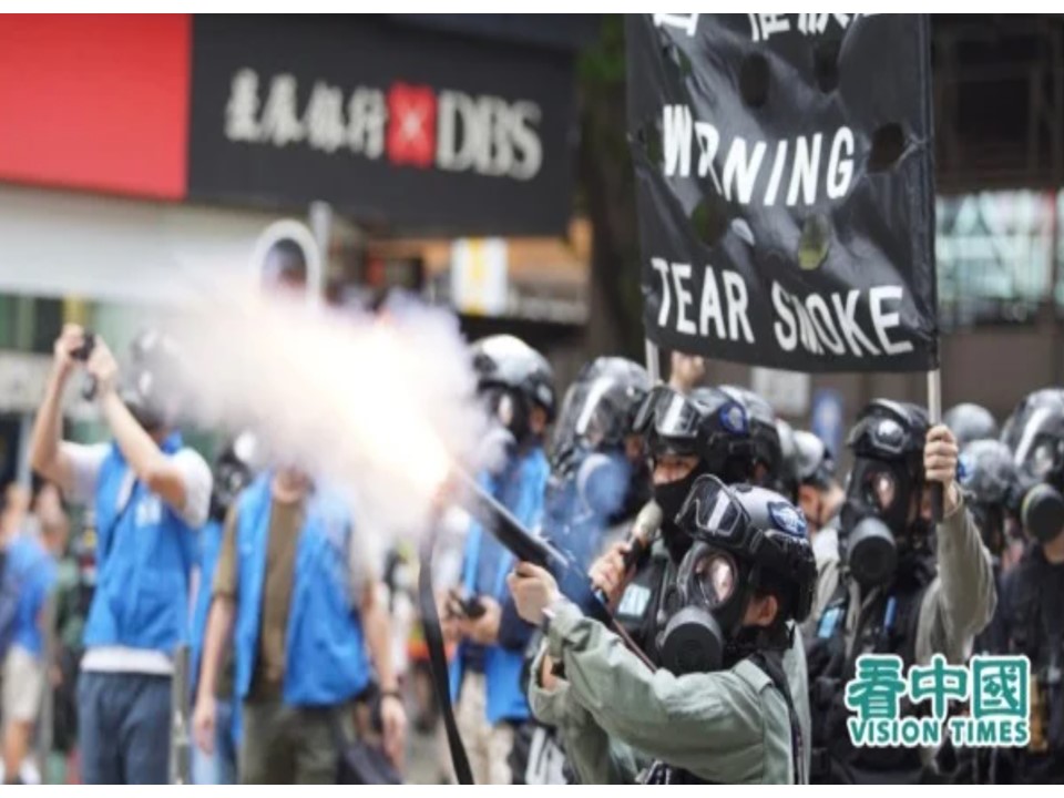 反中国强推恶法 港人再上街抗争 至少180人被捕