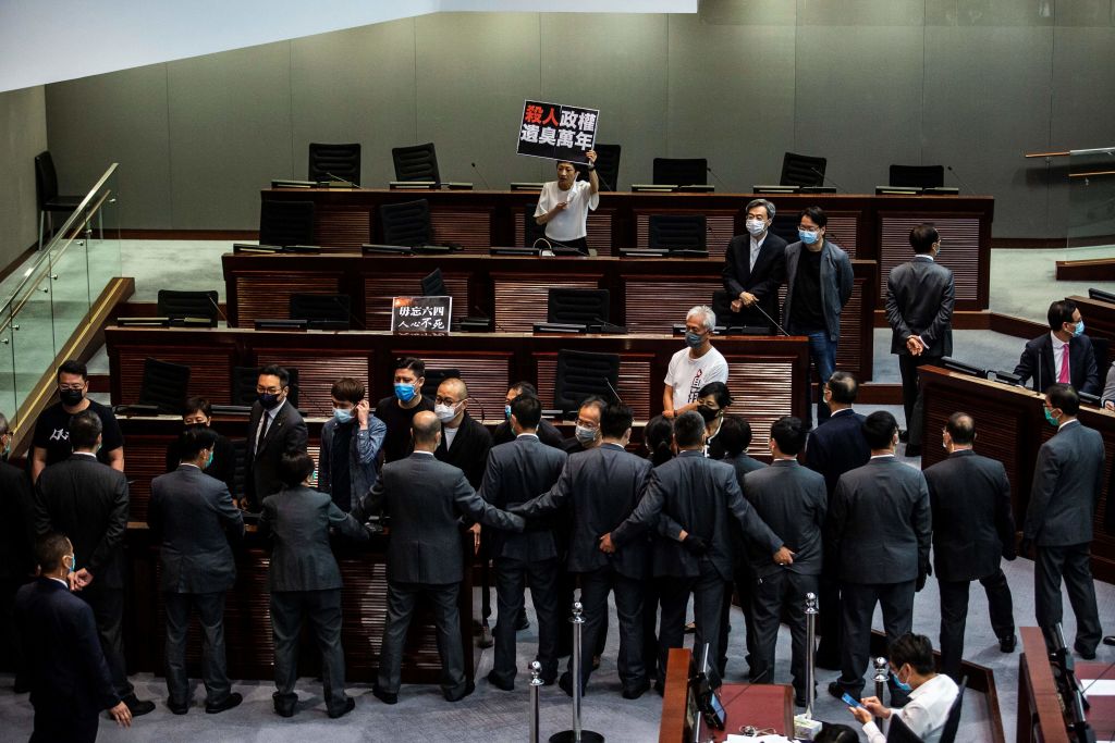 香港立法会三读国歌法（图片来源：Getty Images）