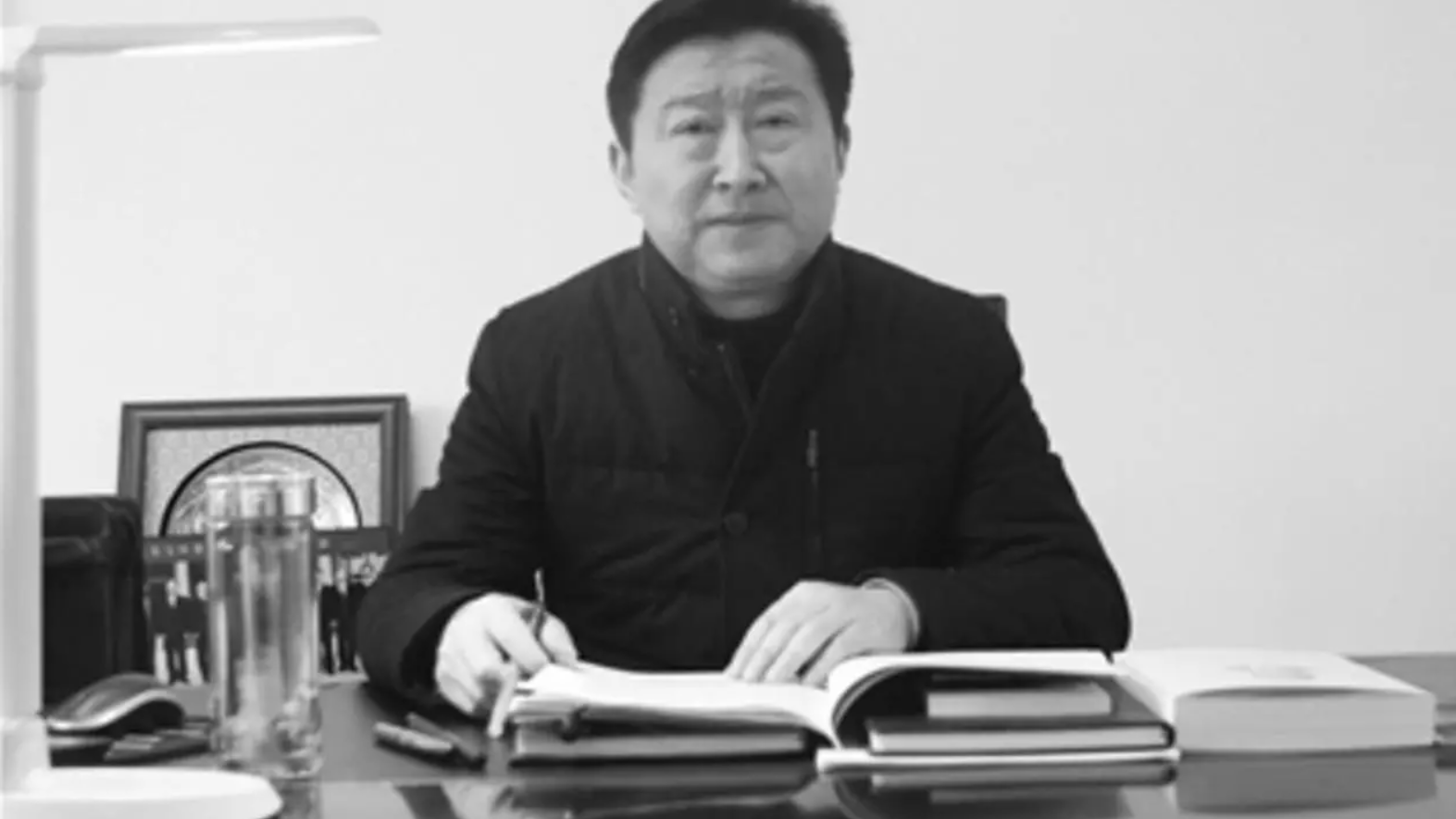 湖北荆门市委秘书长廖明国