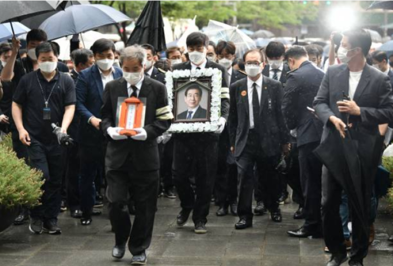 首尔原市长朴元淳举办葬礼