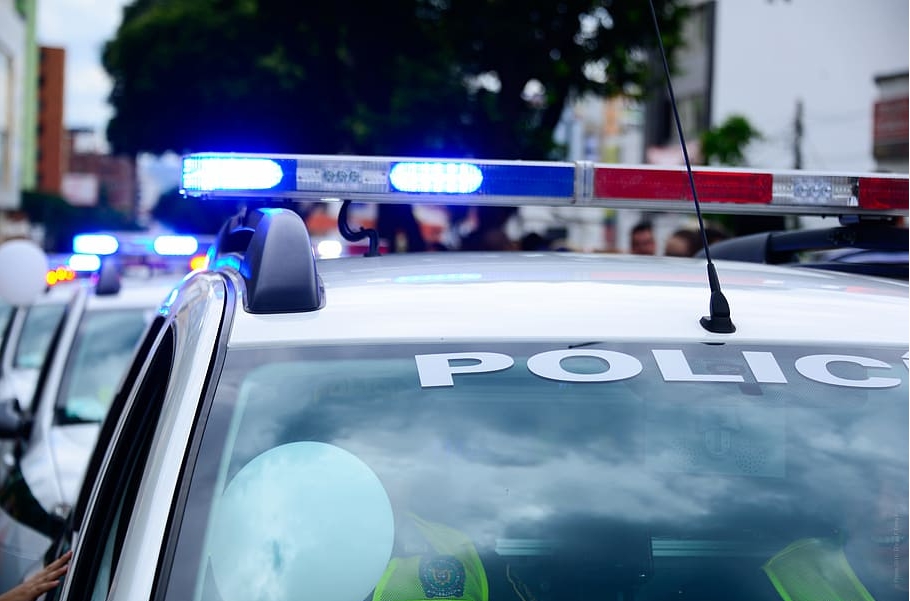 警察