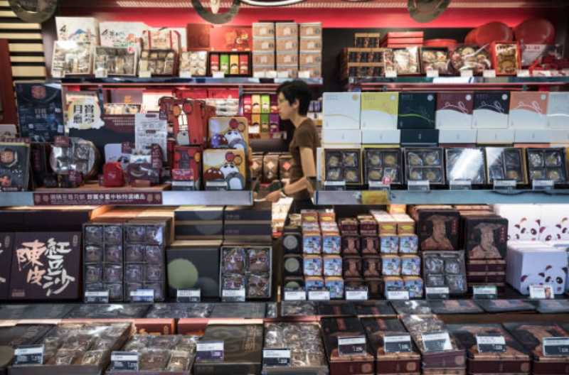 香港某商店在中秋节前夕出售月饼