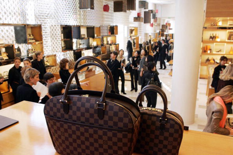 LV