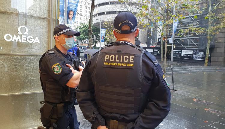 新州警方正在调查周二（9月1日）晚上在悉尼发生的两起枪击事件