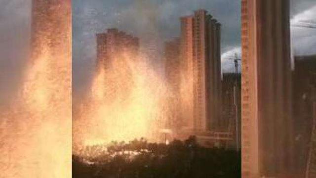 沈阳高压电线被雷击中发生闪爆