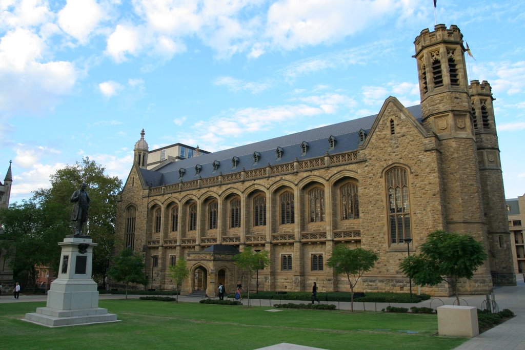 阿德莱德大学