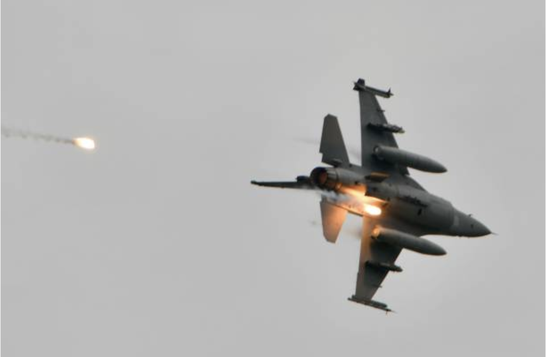 新型F-16V战机