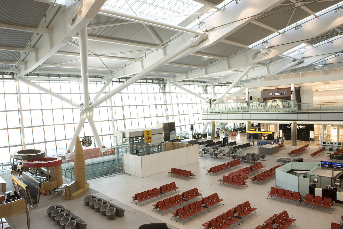 英国, 希思罗机场, Terminal 5, 候机厅