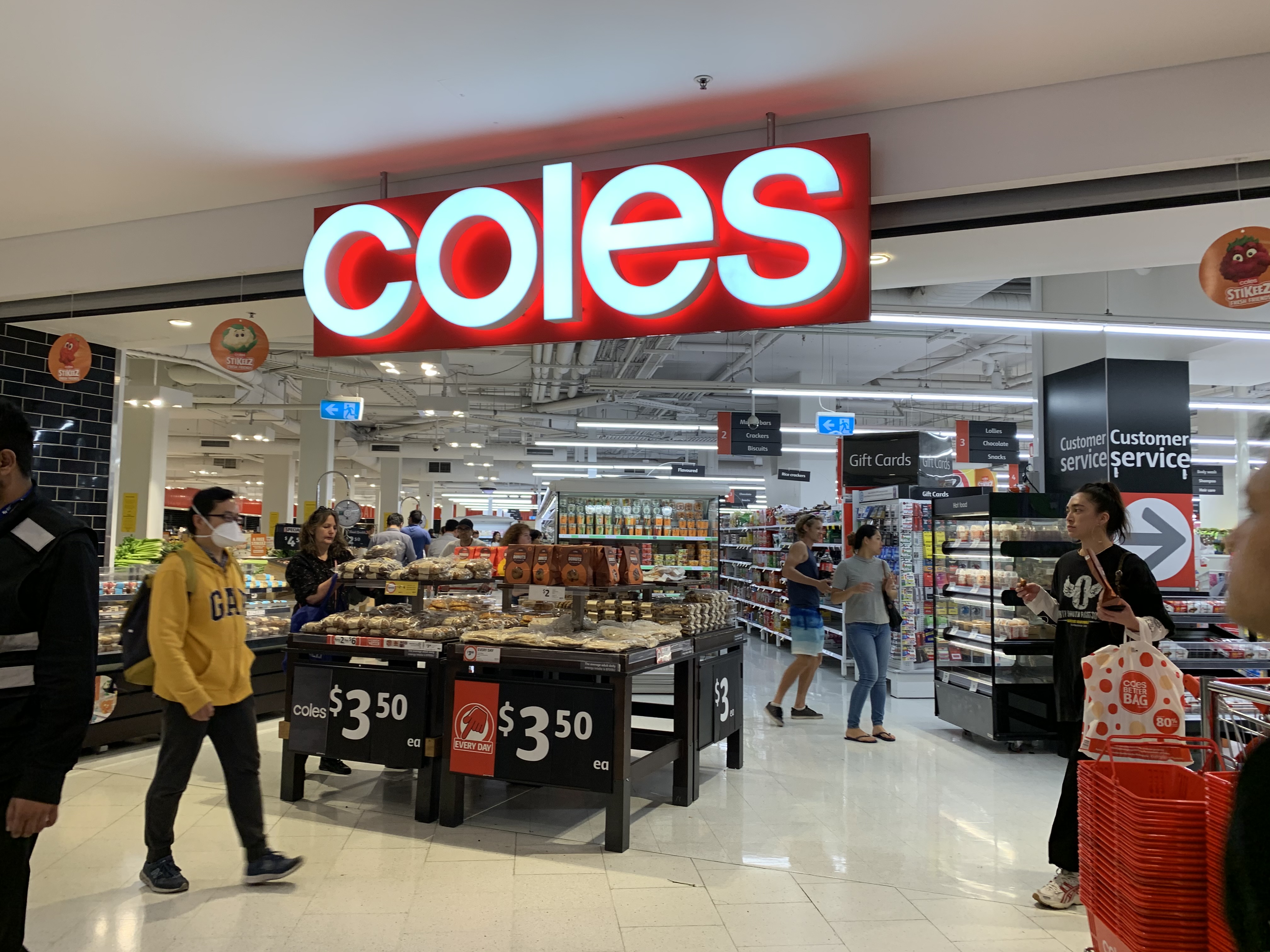 Coles促销活动十周年 190件必备好物半价起。