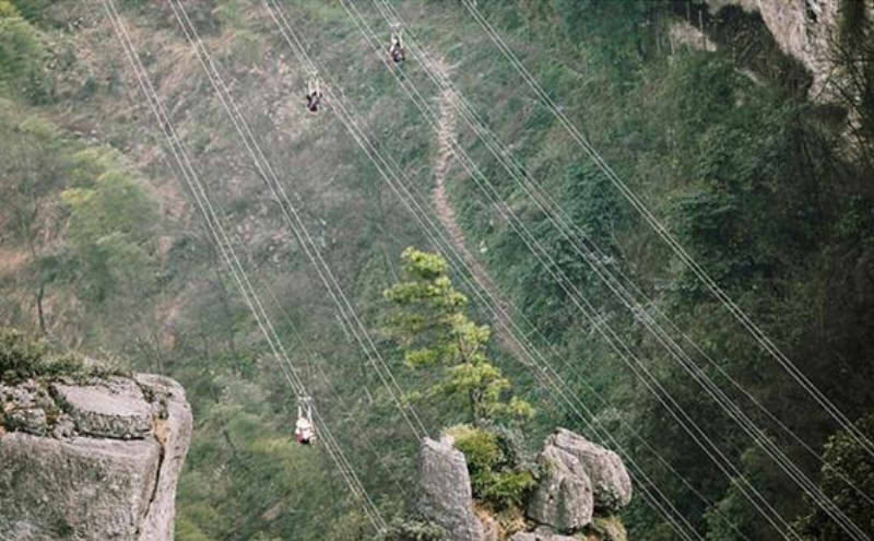 网红景点突发事故