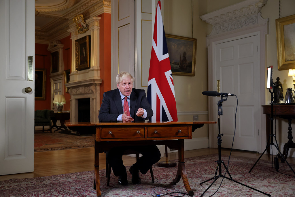 英国首相, 约翰逊, 全国讲话, 武肺新规