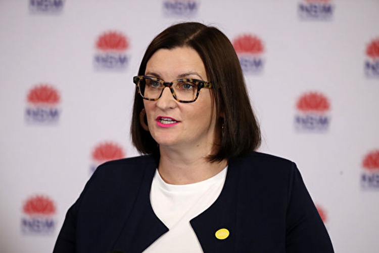 新州教育厅长Sarah Mitchell
