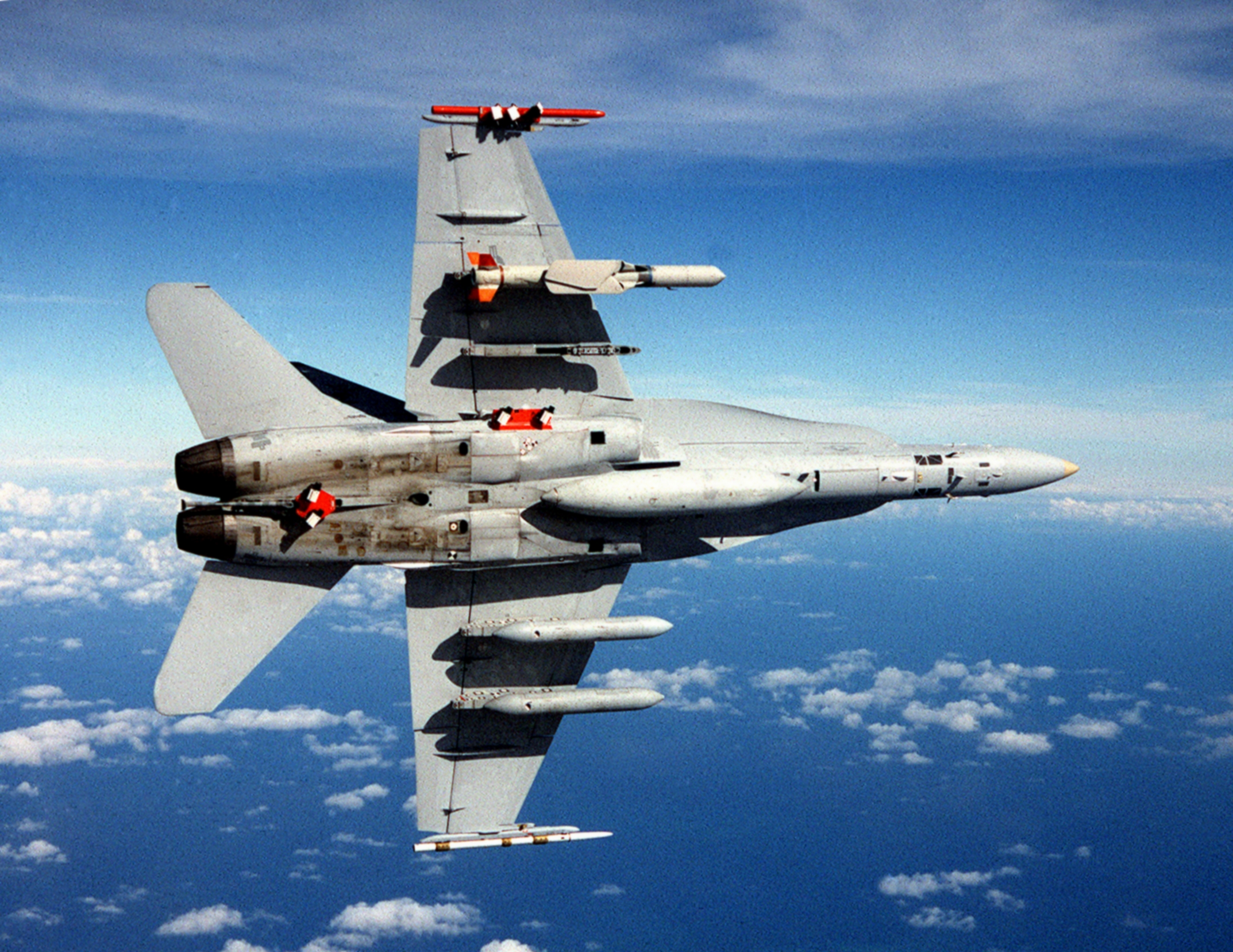 A-18C大黄蜂挂载SLAM-ER飞弹