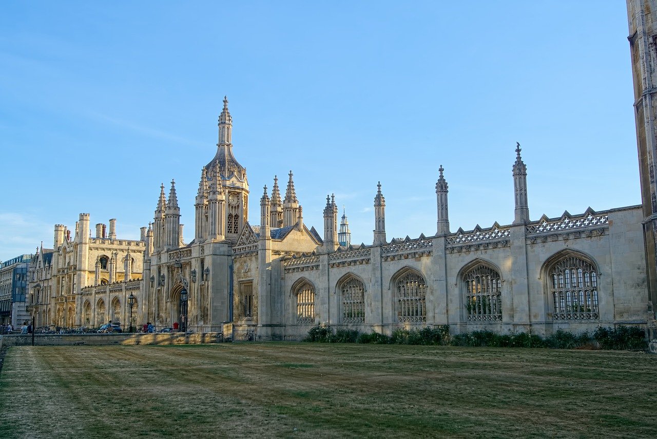 英国, 大学, 名额