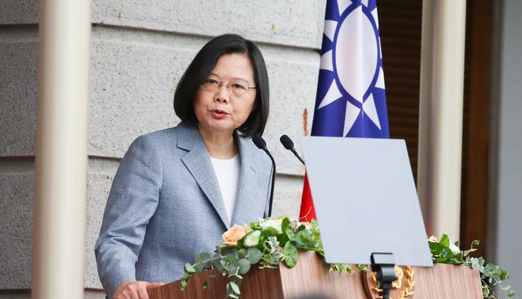 台湾总统蔡英文在总统府讲话（图片来源：中央社）