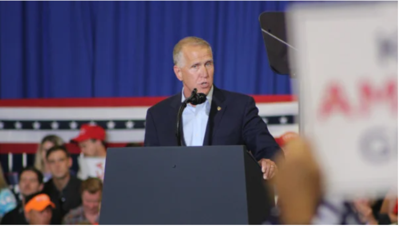 共和党人汤姆．提利斯（Thom Tillis）