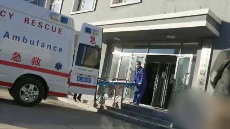 哈尔滨市双城区法院周家法庭内，法庭庭长郝某被杀害。