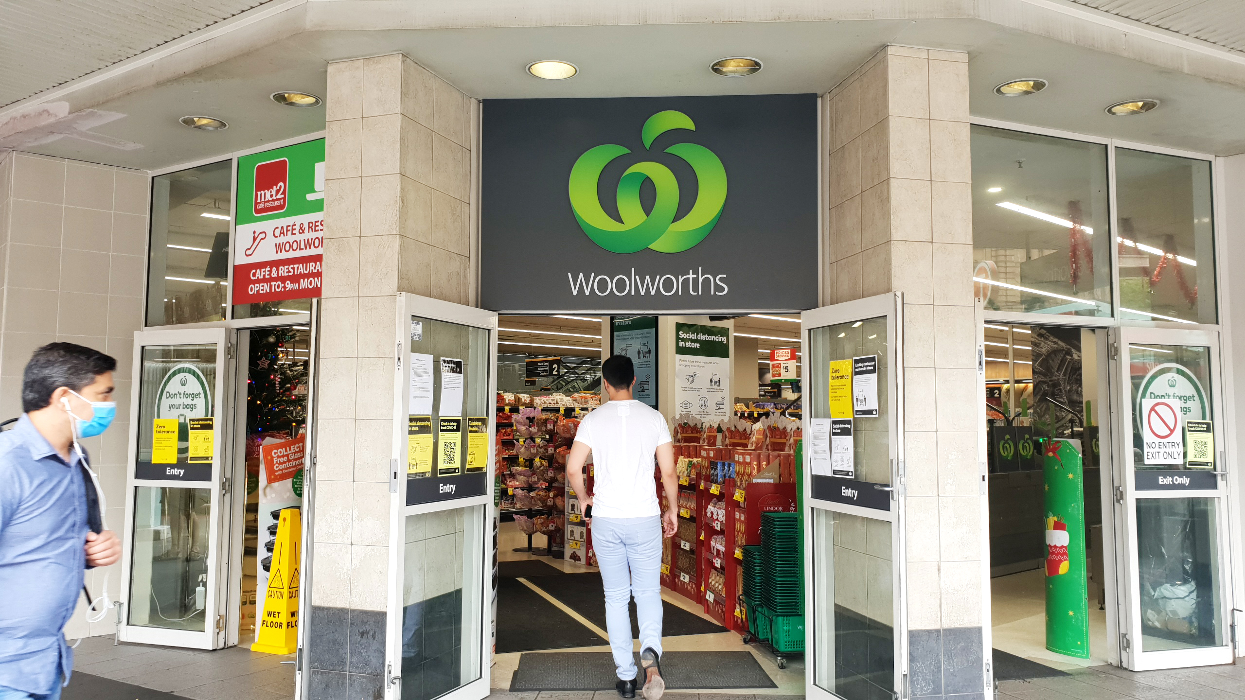 Woolworths门店