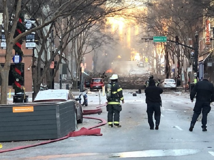 田纳西州发生汽车爆炸案。