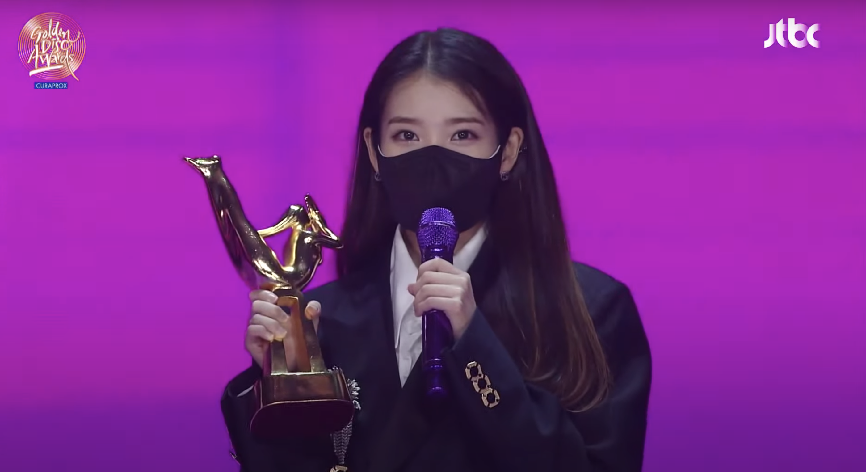 IU