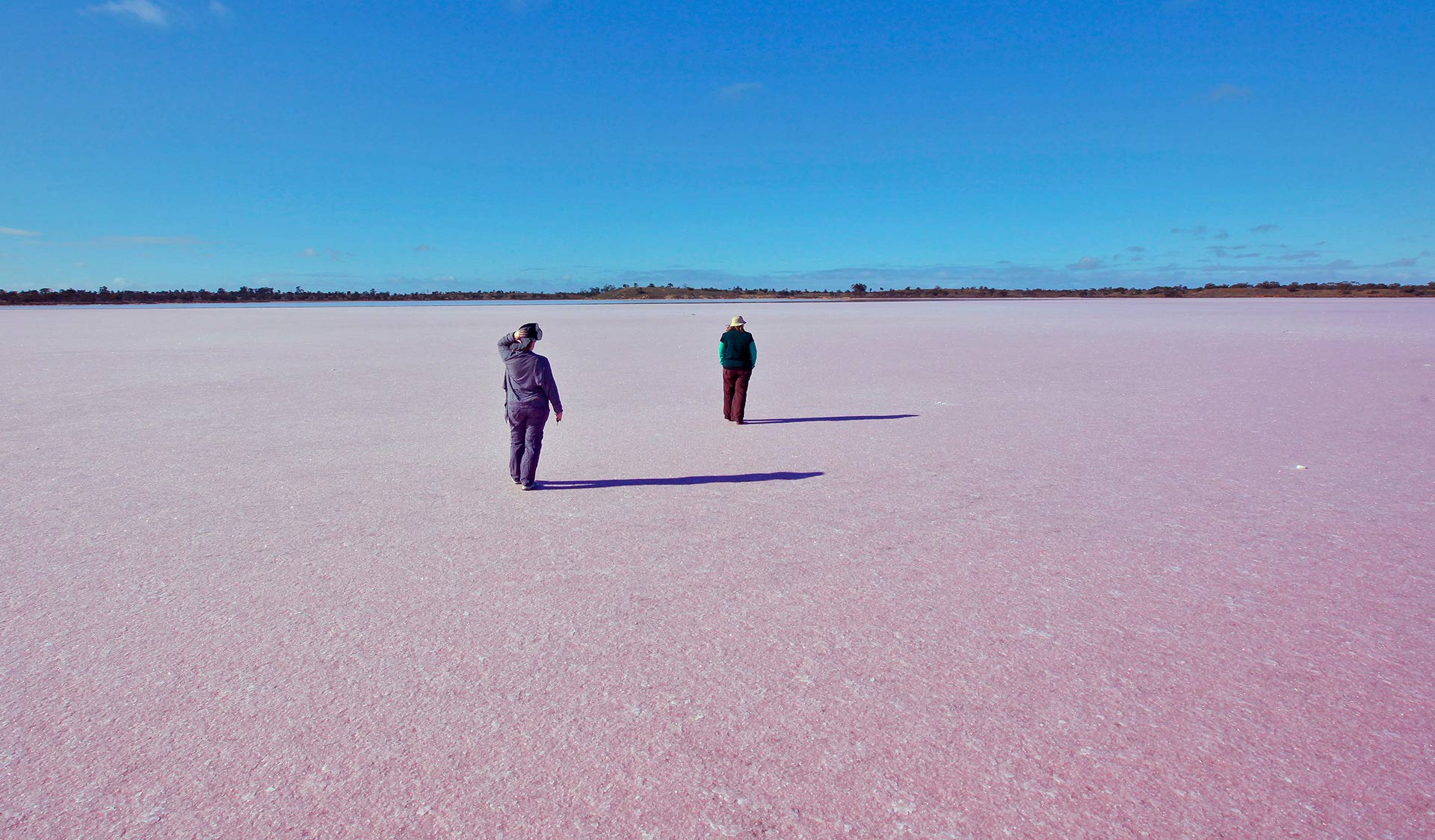 粉湖群Pink Lakes
