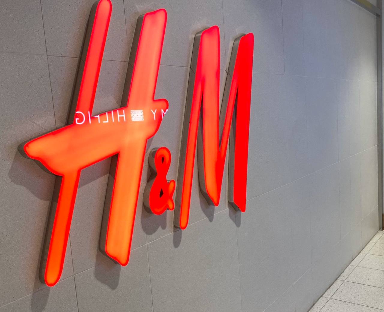 H&M商标