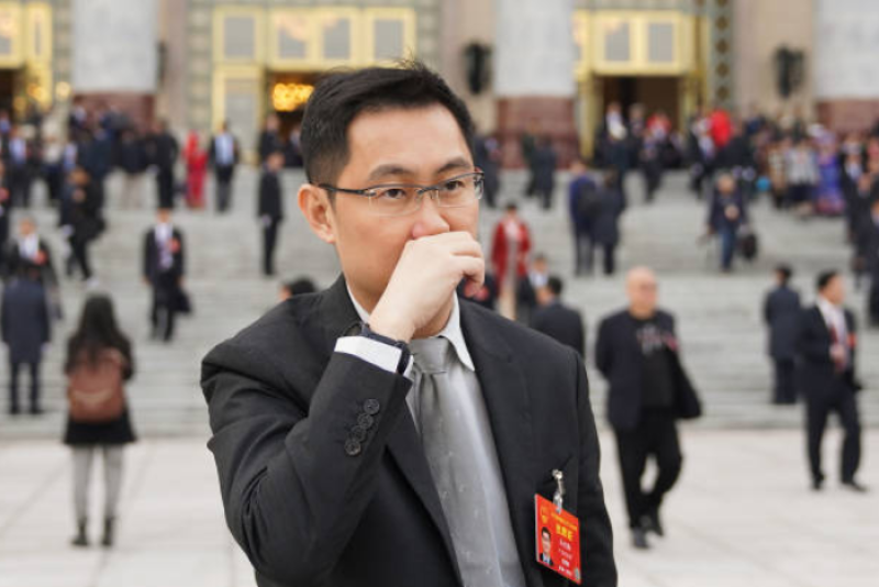 马化腾2019年出席中国两会