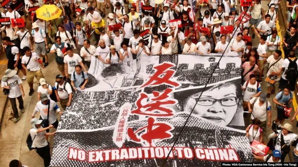 反送中游行