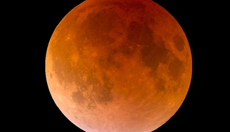 超级血月，Total lunar eclipse