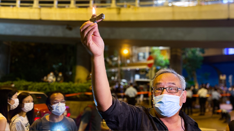 六四32周年前夕，亲北京阵营不断向香港支联会发炮，但仍无阻大批港人当日上街。