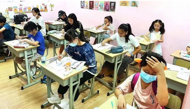 北京当局抓紧意识形态教育 持续打压校外教育