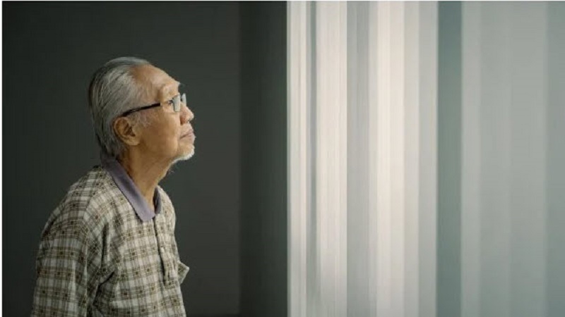 能活到退休吗？“30年保险才能领养老钱”引众怒