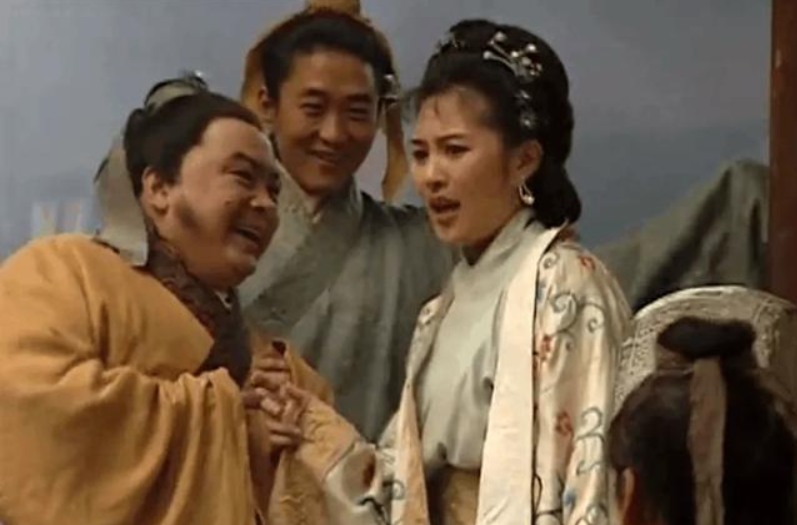 水浒传中高衙内调戏林娘子