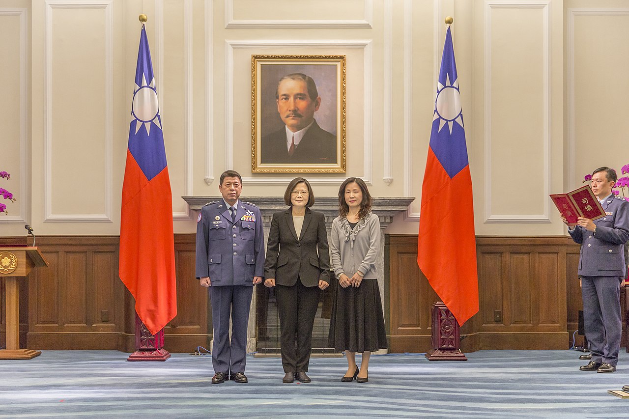 张哲平，蔡英文