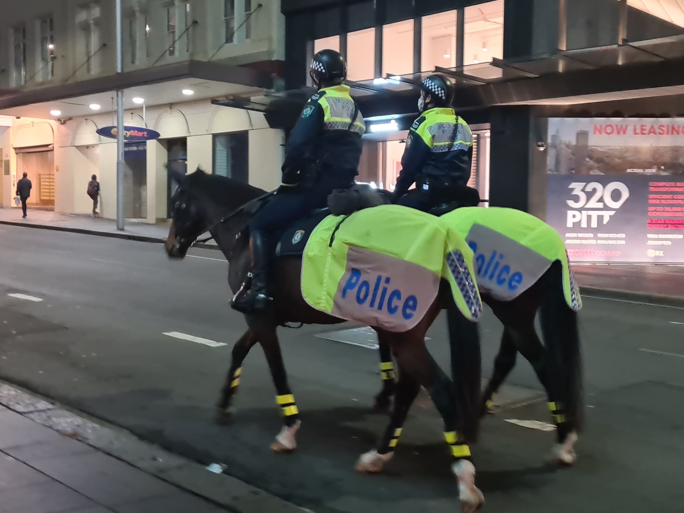 澳洲疫情 警察 马