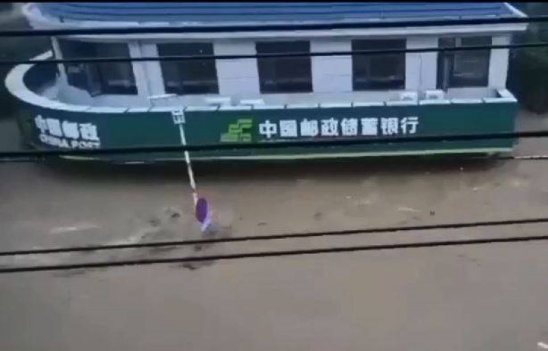 中国湖北省随州市柳林镇12日凌晨开始降雨