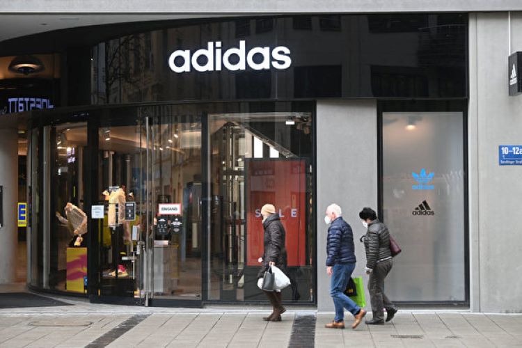 Adidas，阿迪达斯，运动名牌，国际品牌