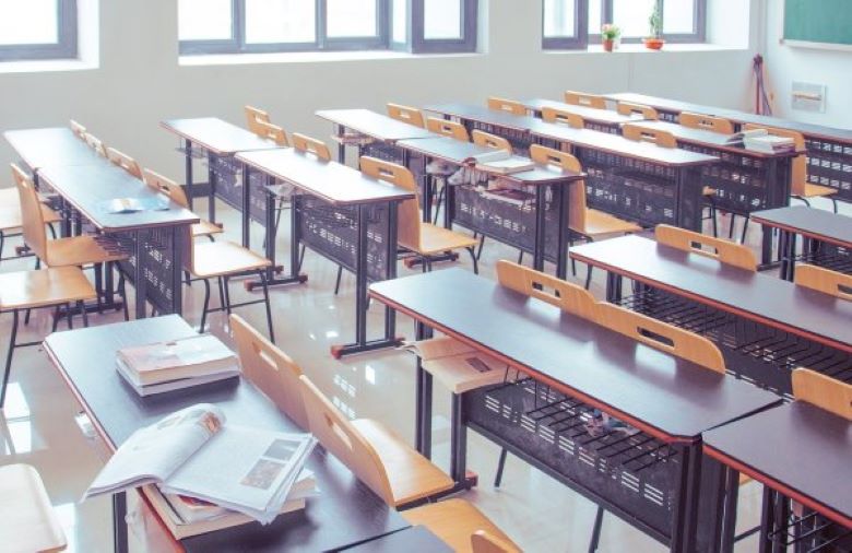 开学季空无一人的教室