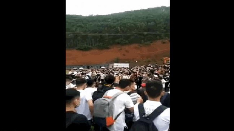为逼诈骗犯回国 中国当局拆除其家人及亲属的房子