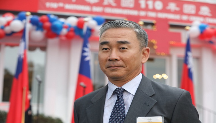 台湾驻美军事代表团团长余剑锋