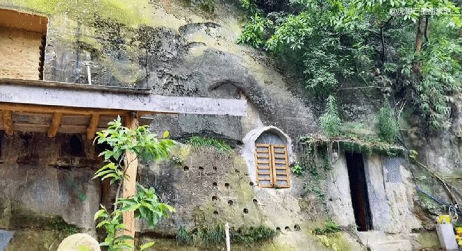 石头房