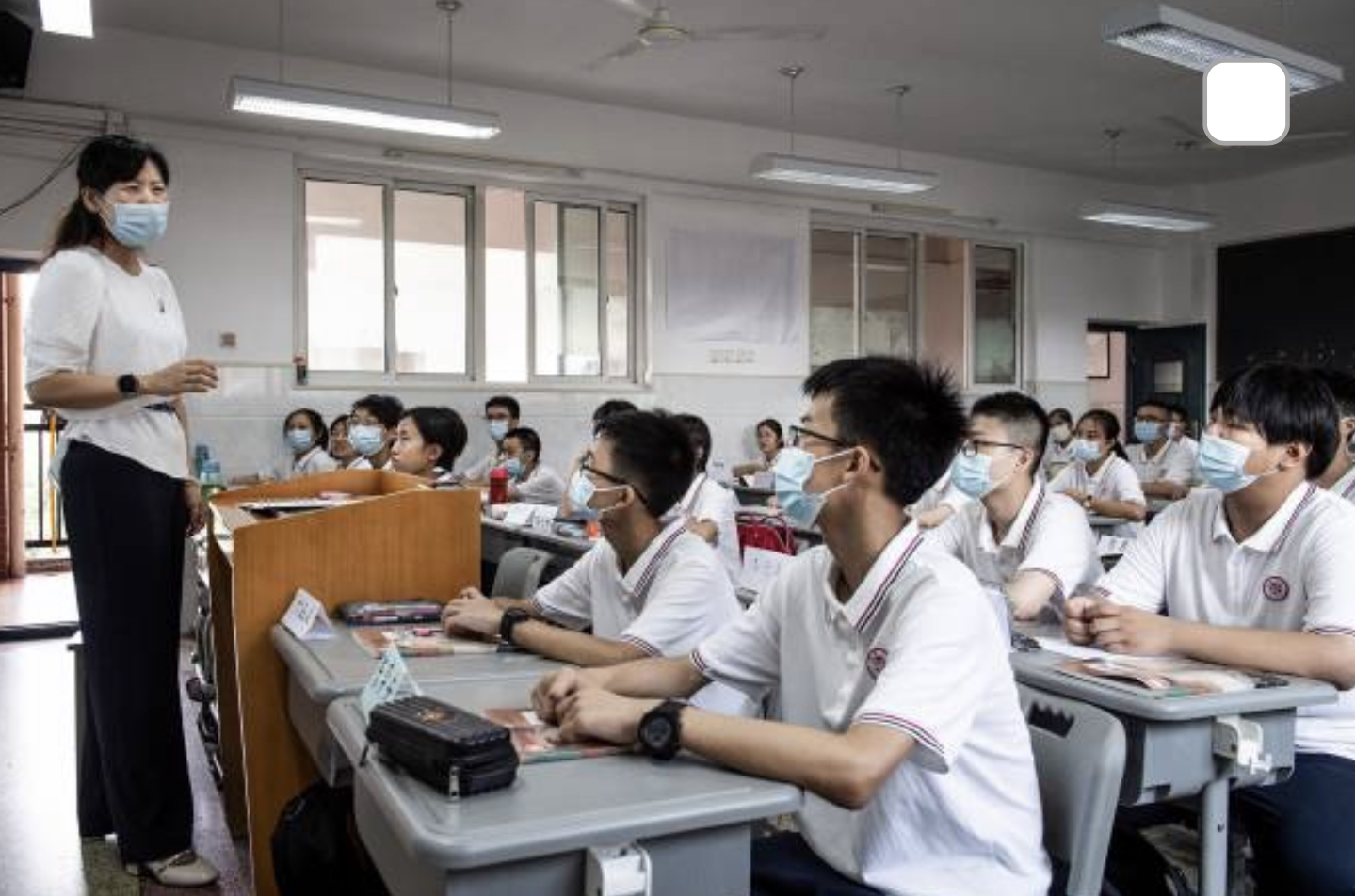 中国教师，学生，上课，教室