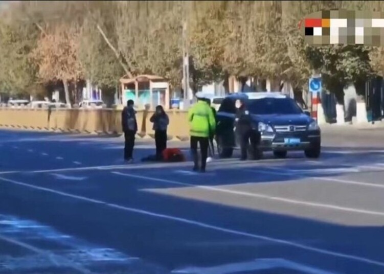 中国新疆伊犁州发生一起死亡车祸