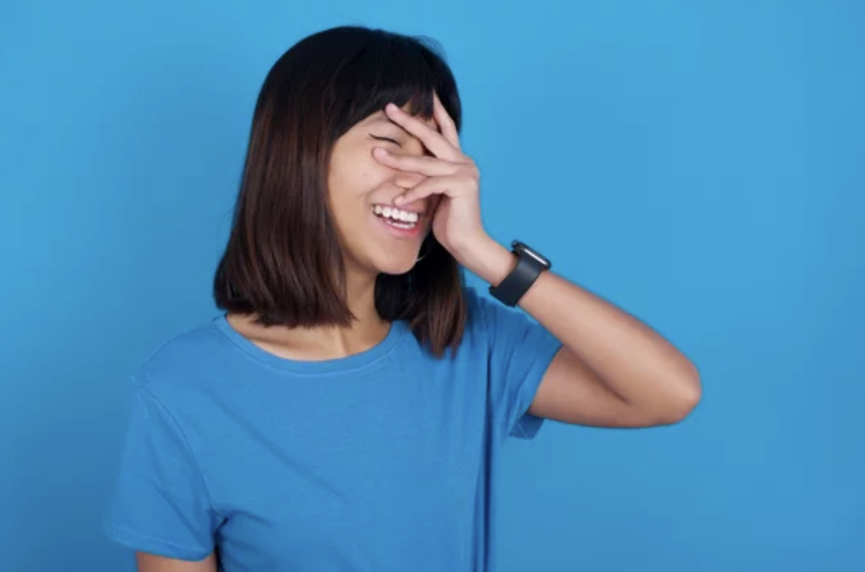 笑